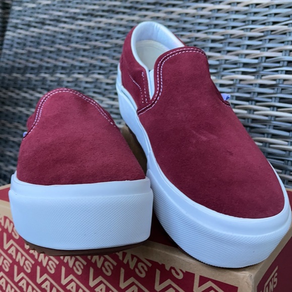 Vans Classic Slip-On Stacked Platform Suede Pomegranate/True White WMNS - Picture 8 of 16